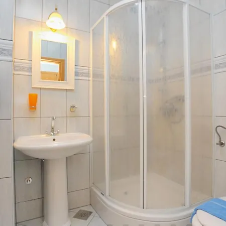 Apartments By The Sea Lokva Rogoznica, Omis - 13226 Zewnętrze zdjęcie