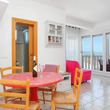 Apartments By The Sea Lokva Rogoznica, Omis - 13226 Zewnętrze zdjęcie