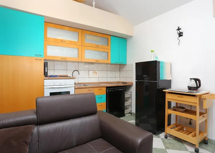 Apartments By The Sea Lokva Rogoznica, Omis - 13226